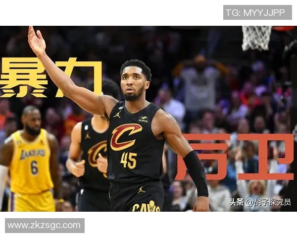 多诺万米切尔带领球队冲击季后赛展现超凡实力与领导魅力